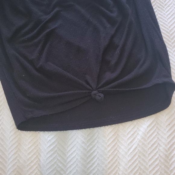 Charlotte Russe, Size Medium,  Black Top - Picture 2 of 2